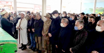 Şehit babası son yolculuğuna dualarla uğurlandı