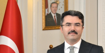 Vali Memiş: Bağımsızlık meşalemizin yakıldığı Erzurum kongremiz kutlu olsun