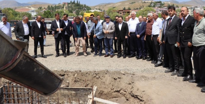 Kapalı Halk Pazarı’nın temeli atıldı