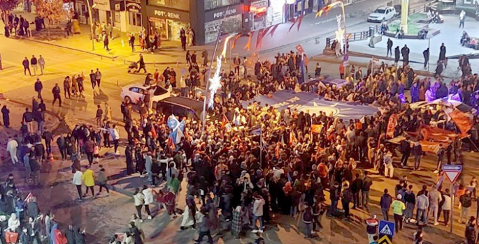 Katılım geriledi, Erdoğan’ın oyu arttı