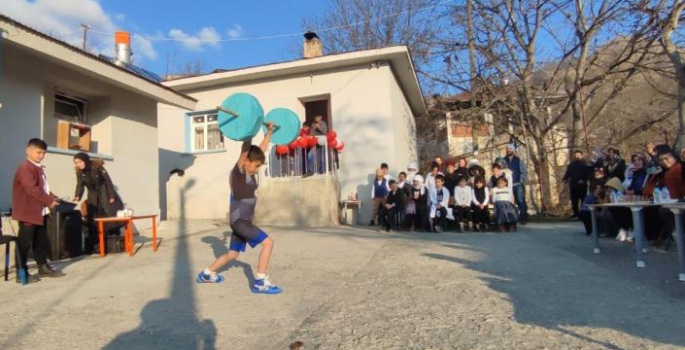 Kirazlı’nın çocukları tarih yazdı