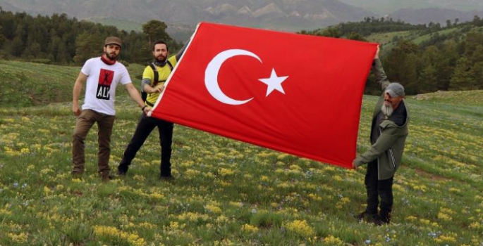 Kırdağ'da ay-yıldız coşku