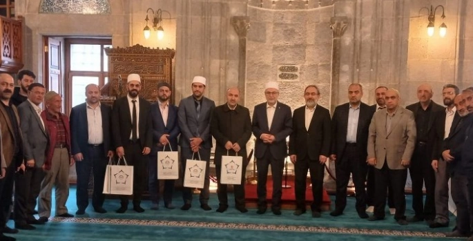 Kur'an-ı Kerim'i güzel okumak için yarıştılar