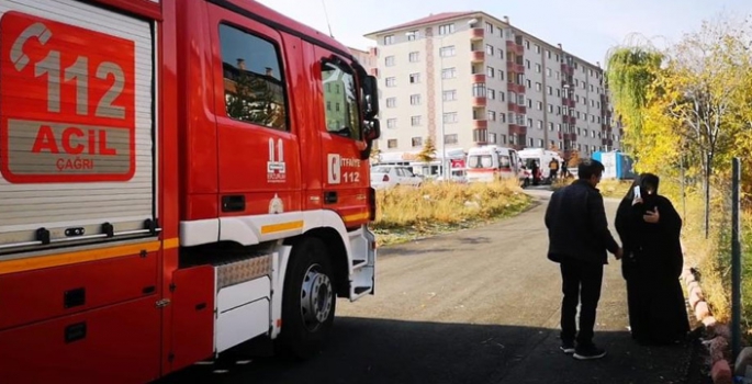 Kur'an kursu deposunda yangın; 6 öğrenci hastanelik oldu