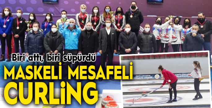 Maske mesafeli Curling