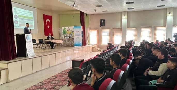 Meslek Lisesi öğrencilerine girişimcilik eğitimi