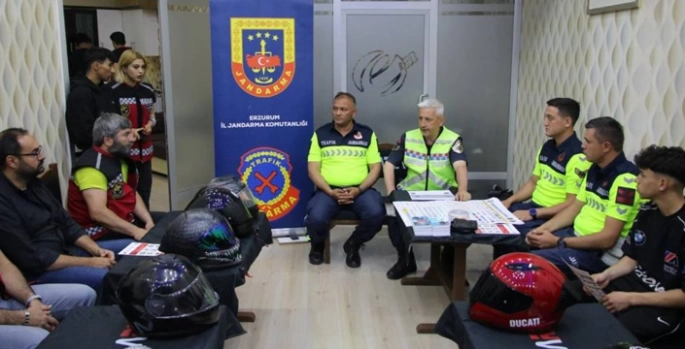 Motosiklet sürücülerine güvenlik eğitimi