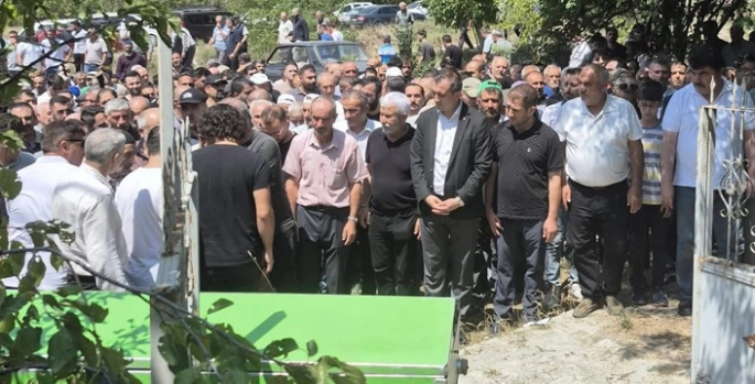 Mutlu, yürekleri yaktı