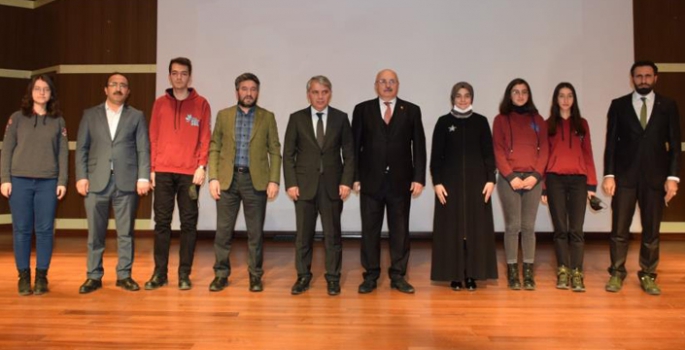 Nurettin Topçu Lisesi’nde ‘Mehmet Akif Ersoy’ paneli