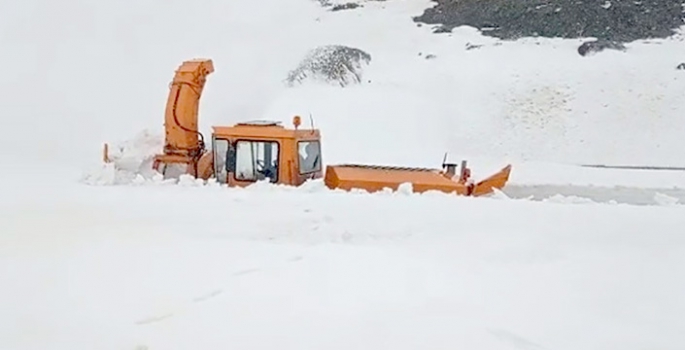 Palandöken geçidi ulaşıma açılıyor