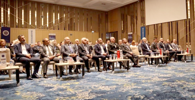 ‘Pazarlamada yapay zekâ’ gündemi