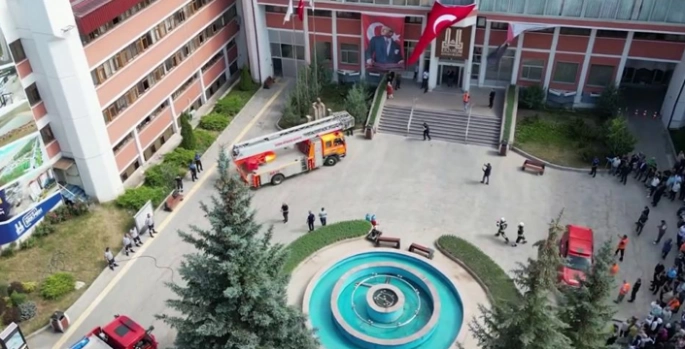 Personel yangın senaryosunda sınav verdi