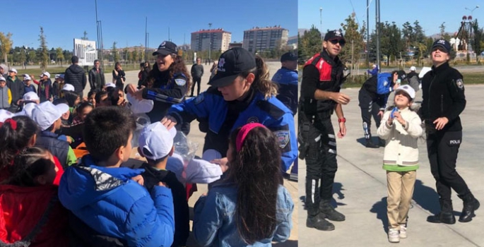 Polislerden çocuklar için uçurtma şenliği