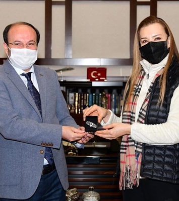 Prof. Dr. Hotar'dan Prof. Dr. Çakmak'a ziyaret