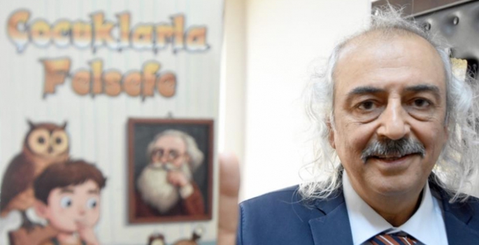 Prof. Dr. Özden'in 'Çocuklarla Felsefe' kitabı çıktı