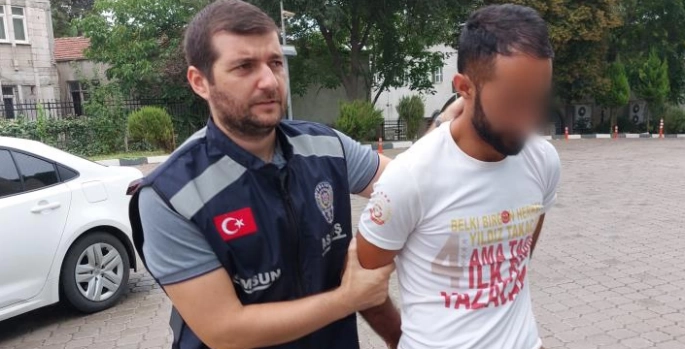 Samsun’da Erzurumlu’nun aracını çaldı