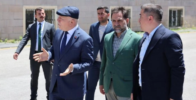 Sekmen ve Uçar’dan hizmet turu