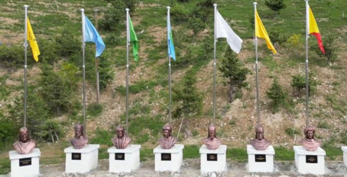 Şelale’ye 15 Temmuz ve Türk büyükleri anıtı