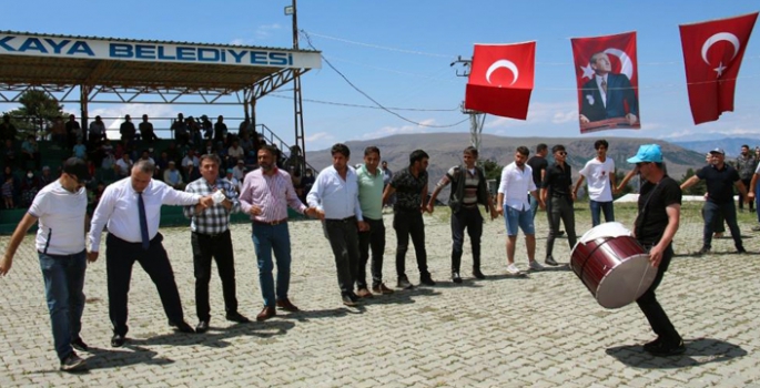 Şenkayalılar bal festivalinde stres attı