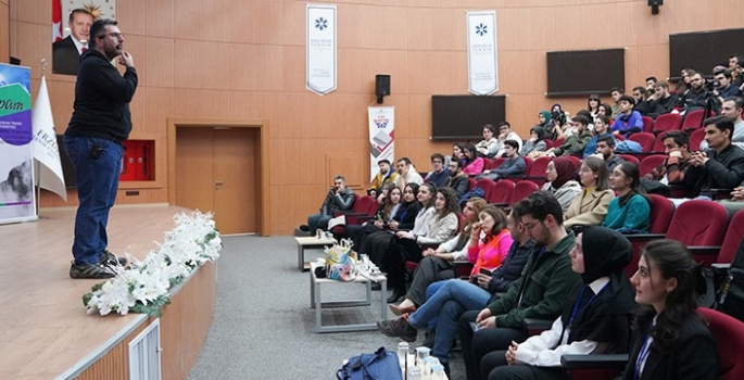 Teknoloji lideri ETÜ’lü öğrencilerle buluştu