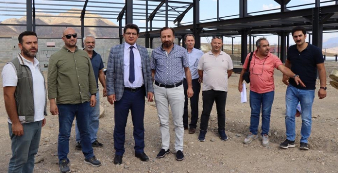TKDK yetkilileri Oltulu yatırımcılarla buluştu