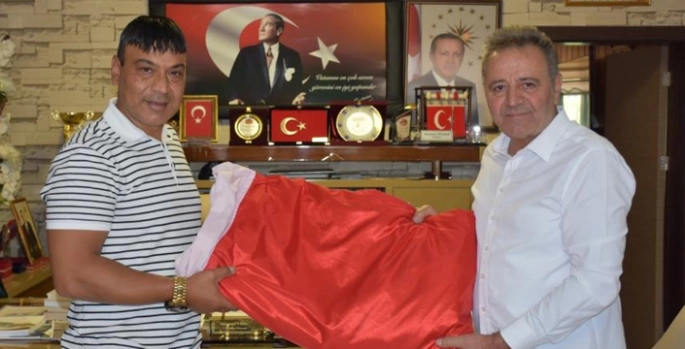 Tortum'da karakucak güreşleri ve spor projeleri masaya yatırıldı