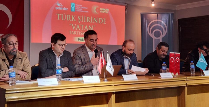 ‘Türk Şiirinde Vatan Tartışması’nı anlattılar