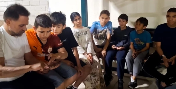 Uçar gençlere kulak verdi