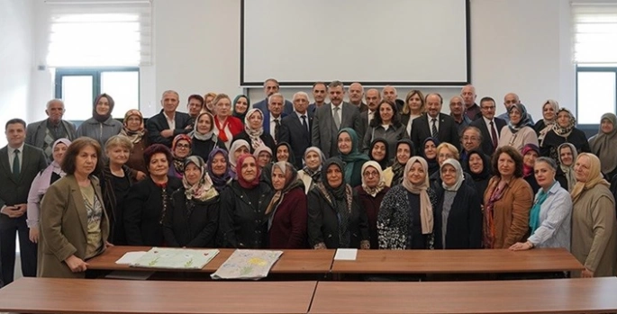 Vali Çiftçi’den 60+ üniversitesine ilham veren ziyaret