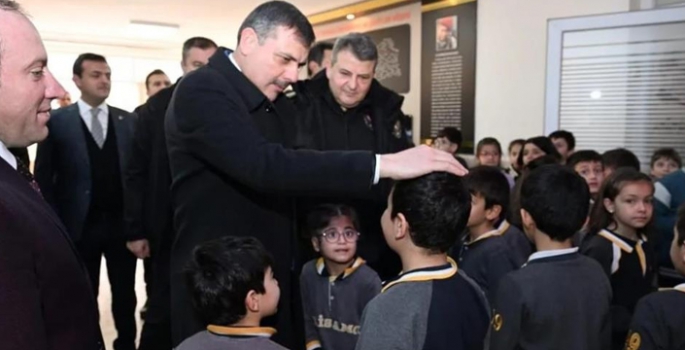 Vali Çiftçi’den Polis Amca’ya ziyaret