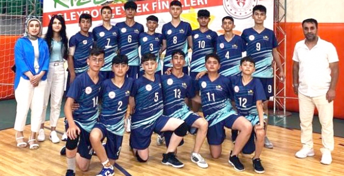 Voleybolda şampiyon Aşkale