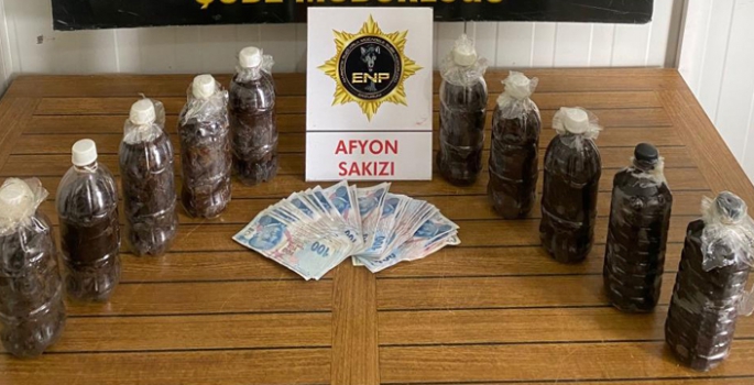 Yakıt deposunda afyon sakızı çıktı