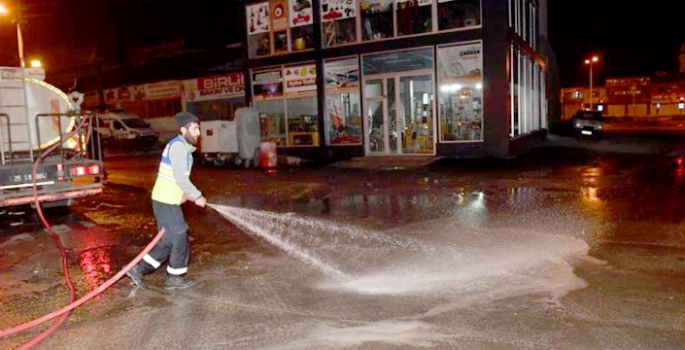 Yakutiye bayramda temizlik yaptı