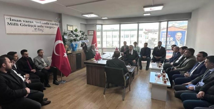 Yavilioğlu, Erzurum’da seçim çalışmalarına katıldı