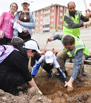Yakutiye finali fidanla yaptı